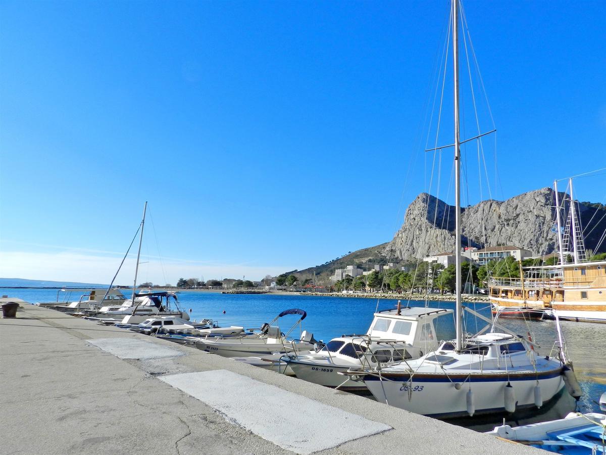 Apartments Lola Omiš Exterior foto