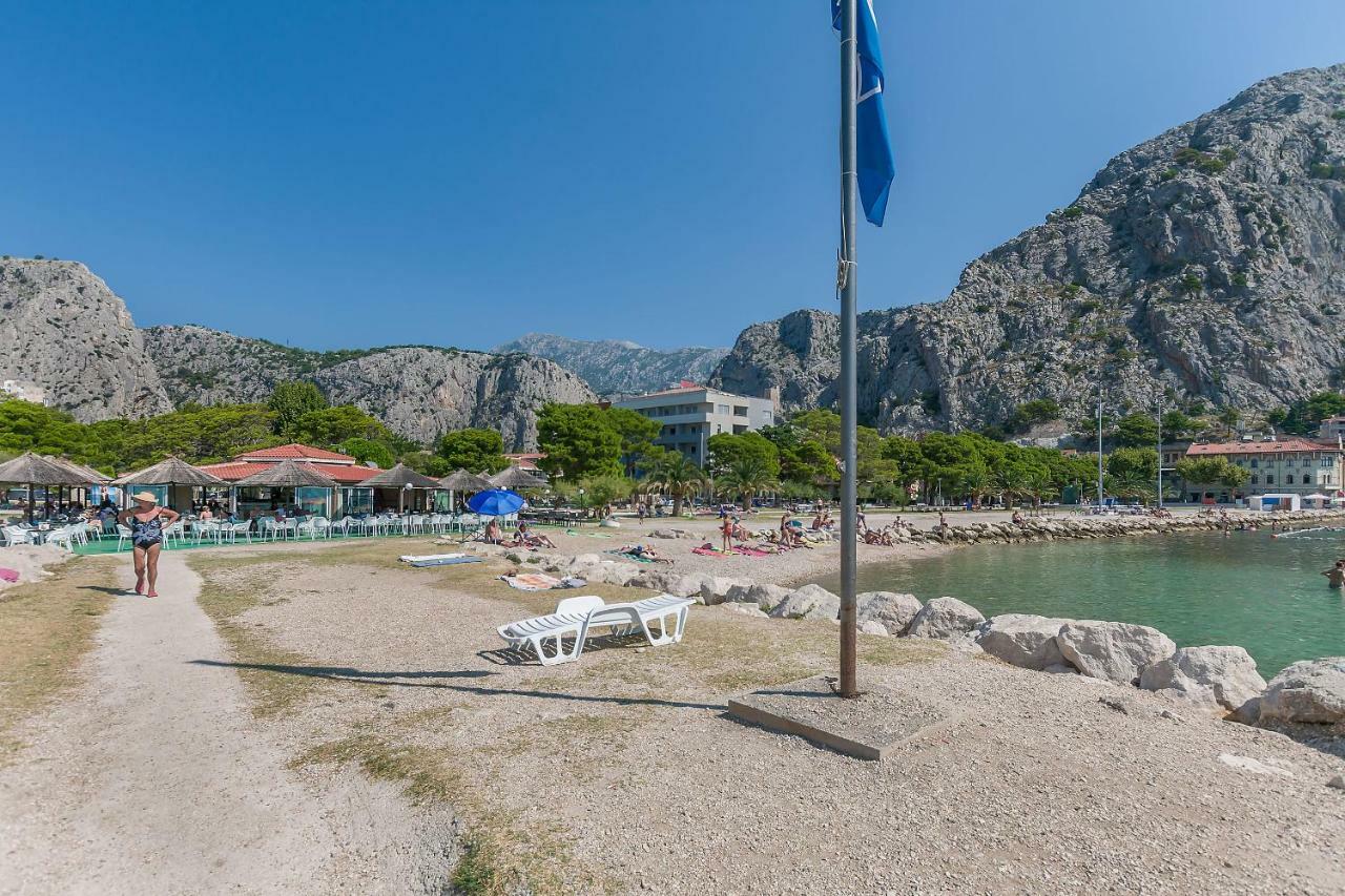 Apartments Lola Omiš Exterior foto